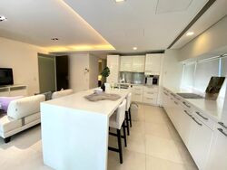 The Luxe (D9), Condominium #571766471